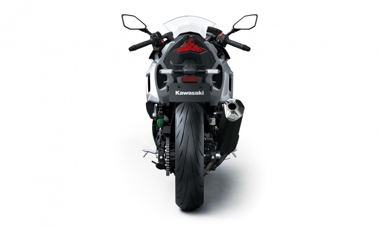 Kawasaki Z7 Hybrid 2026 giá từ 8.000 USD - 6