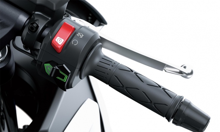 Kawasaki Z7 Hybrid 2026 giá từ 8.000 USD - 9