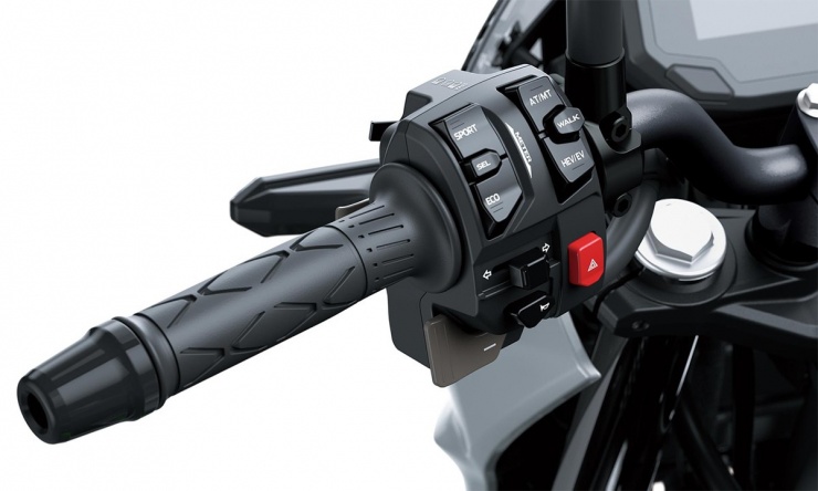 Kawasaki Z7 Hybrid 2026 giá từ 8.000 USD - 17