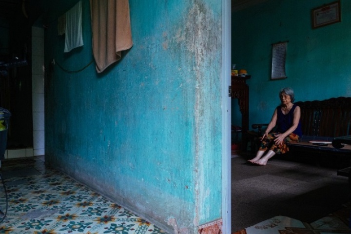 Cảnh sống thấp thỏm trong khu tập thể cũ nát 50 năm chờ ngày phá dỡ