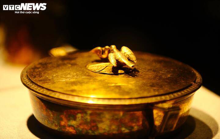 Hiện nay, do điều kiện bảo quản và trưng bày còn hạn chế, chỉ một phần trong số hơn 120 hiện vật được giới thiệu đến công chúng. Phần còn lại vẫn được lưu giữ nghiêm ngặt nhằm đảm bảo an toàn.