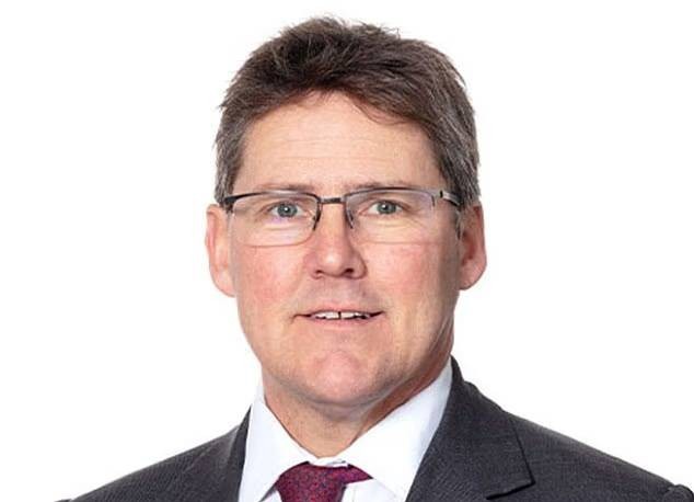 Ông Andy Wates, bố Orla Wates, hiện là giám đốc tập đoàn xây dựng Wates ở Anh. Ảnh: Wates Building Group