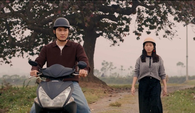 Vợ chồng Đình Tú - Ngọc Huyền trong phim "Ngược đường ngược nắng". Ảnh VTV