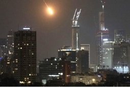 Iran chấp nhận ngừng bắn với Mỹ và Israel nhưng cảnh báo: Xung đột chưa kết thúc