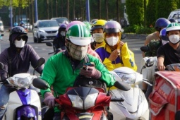 Nắng nóng gay gắt, miền Bắc nhiều nơi trên 40 độ