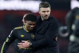 Đua  " ghế nóng "  MU: Amad - Mbeumo ủng hộ Carrick làm HLV chính thức