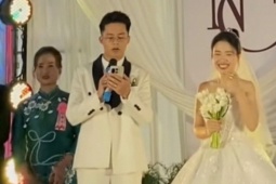 Chú rể người Trung Quốc hứa 'không đánh em' khiến hôn trường cười nghiêng ngả