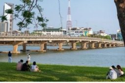 Khám phá Huế mùa đẹp nhất trong năm: Dịu mát, nên thơ và đầy cảm hứng