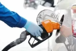 Quy định mới về tạm ứng Quỹ bình ổn giá xăng dầu từ ngân sách