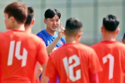 HLV Kim Sang Sik bất ngờ chia tay trợ lý số một, ĐT Việt Nam lo mất "vũ khí" lợi hại