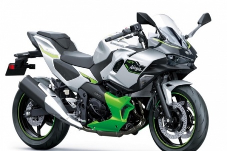 Kawasaki Z7 Hybrid 2026 giá từ 8.000 USD