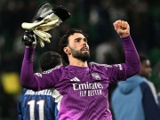 "Người nhện" David Raya vá vết nứt cho Arsenal: Thủ môn hay nhất thế giới?