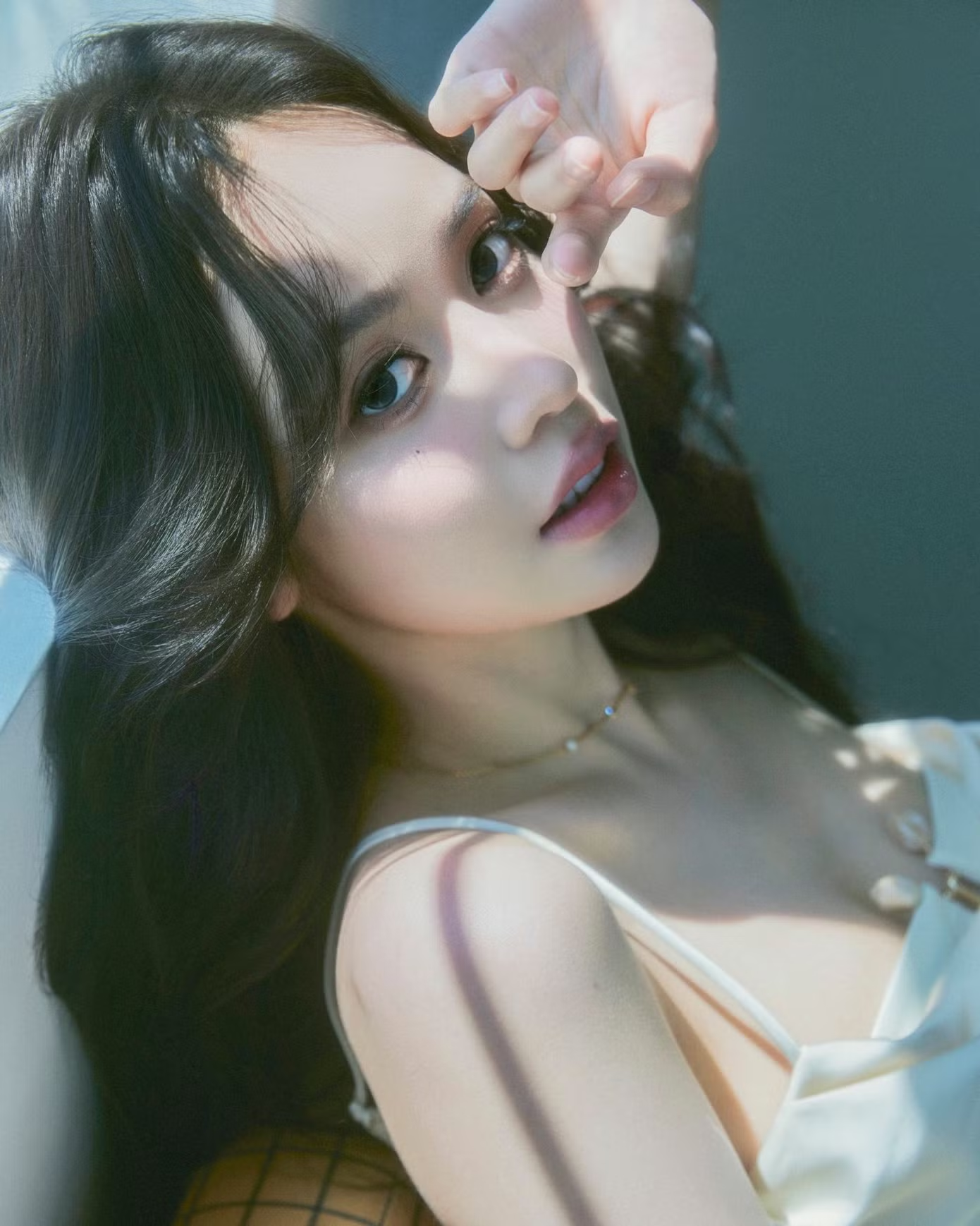 Phong cách thời trang đời thường trẻ trung, năng động của Hoa hậu Thanh Thủy - 6