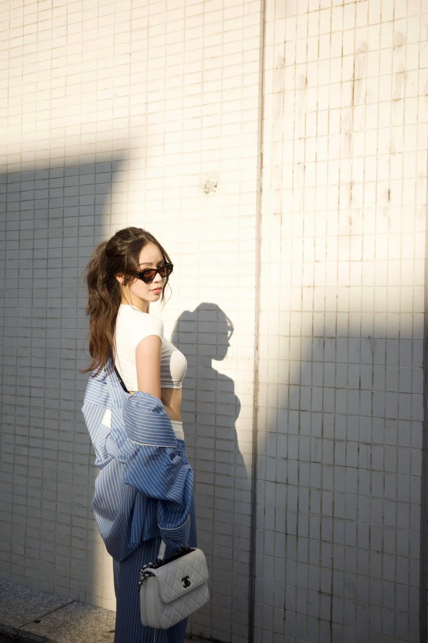 Phong cách thời trang đời thường trẻ trung, năng động của Hoa hậu Thanh Thủy - 9