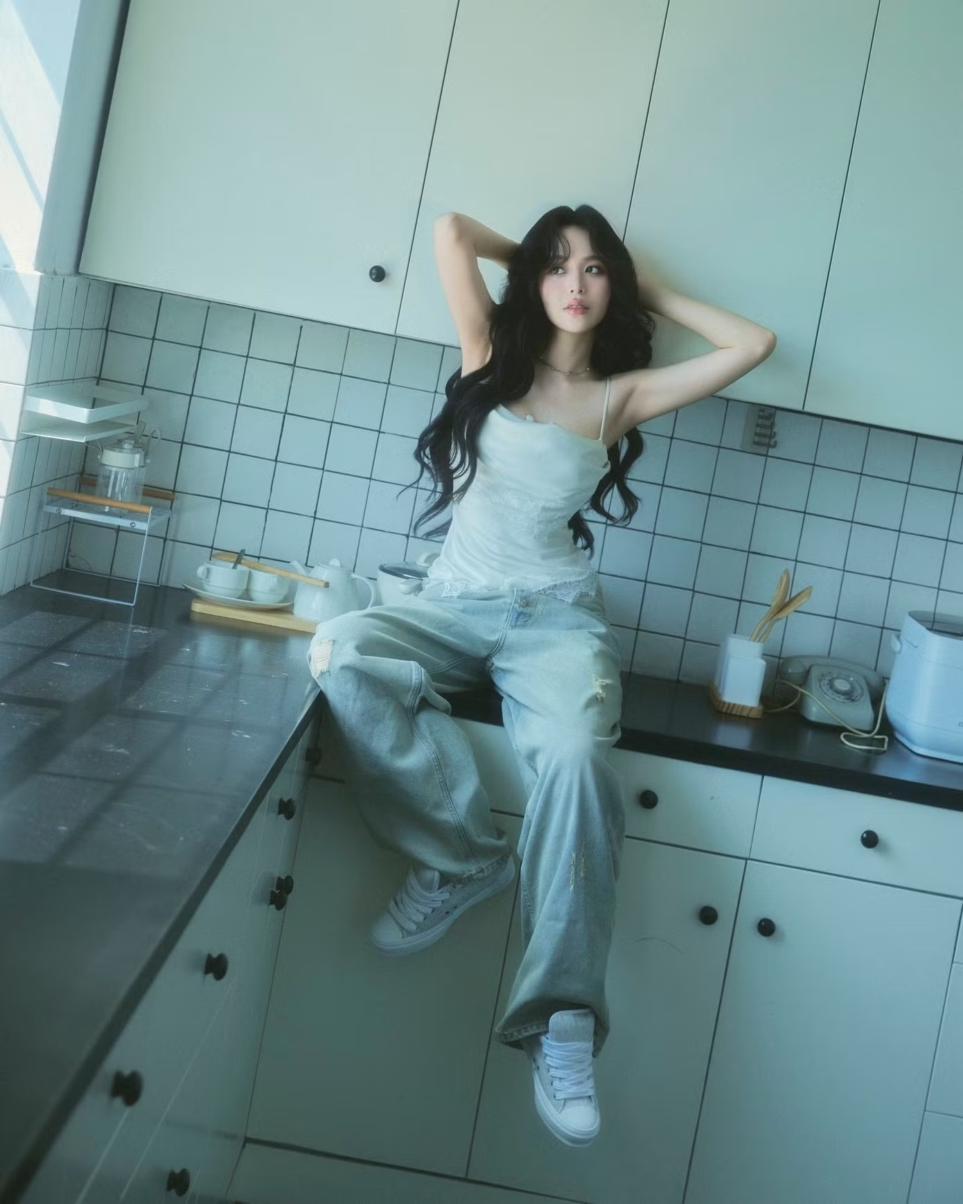 Phong cách thời trang đời thường trẻ trung, năng động của Hoa hậu Thanh Thủy - 2