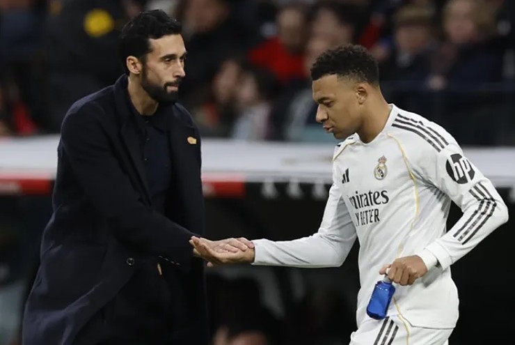 Tin mới nhất bóng đá tối 9/4: Arbeloa cảnh báo Mbappe và dàn sao Real sau trận thua Bayern