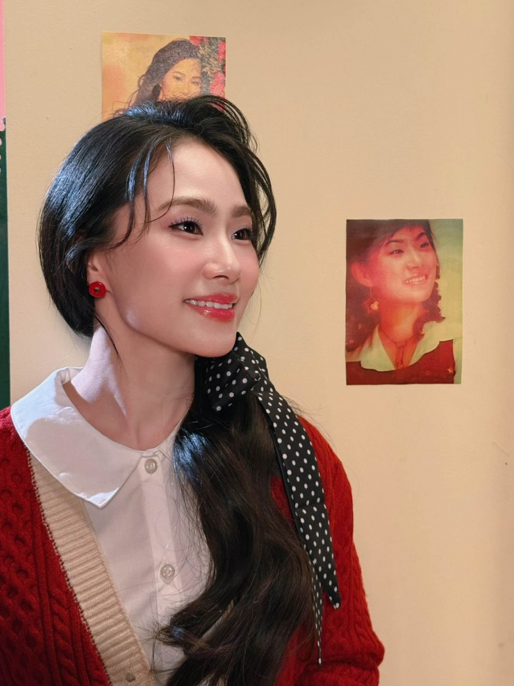 Nữ ca sĩ người Việt gốc Hoa gây chú ý ở tuổi 42 - 5