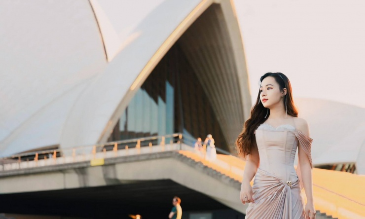 Thảo Vân đặt chân tới Australia năm 2024