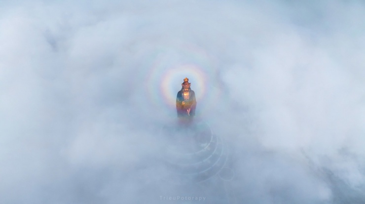 Núi Bà Đen cao 986 m, được mệnh danh là “Đệ nhất thiên sơn” của Nam Bộ. Ảnh: HẢI TRIỀU