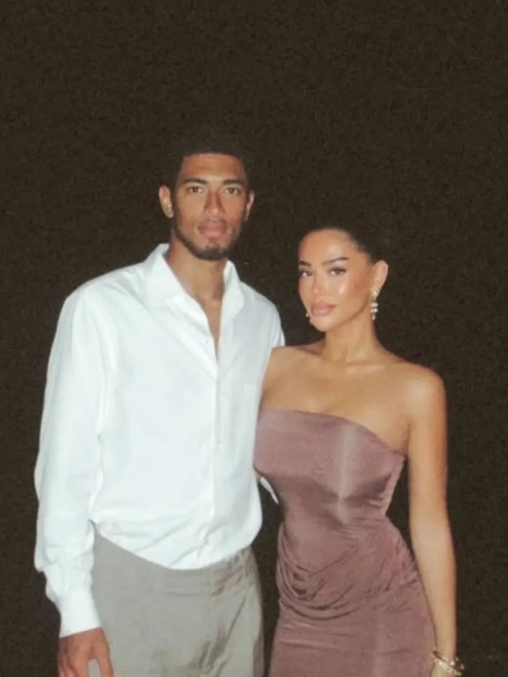 Tiền vệ người Anh quen bạn gái người Mỹ được hơn 1 năm. Ảnh: X Athlete Vanity