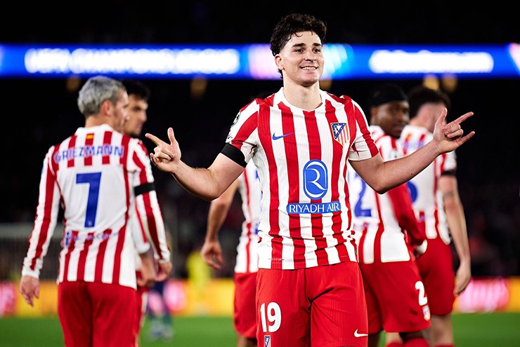 Tiền đạo siêu đẳng Julian Alvarez: Xứng danh truyền nhân Messi