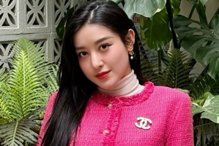 Bộ sưu tập giày dép xa xỉ của á hậu Huyền My