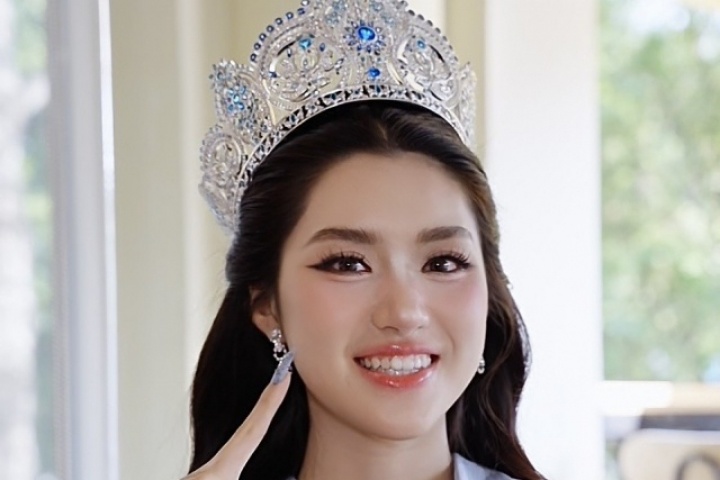 Hoa hậu Phương Oanh: 'Tôi tự học các kỹ năng để thi nhan sắc'