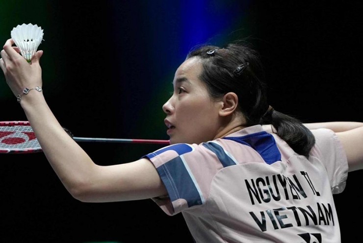 Hoa khôi cầu lông Thùy Linh nhận bao nhiêu tiền thưởng sau trận đấu với số 1 thế giới?