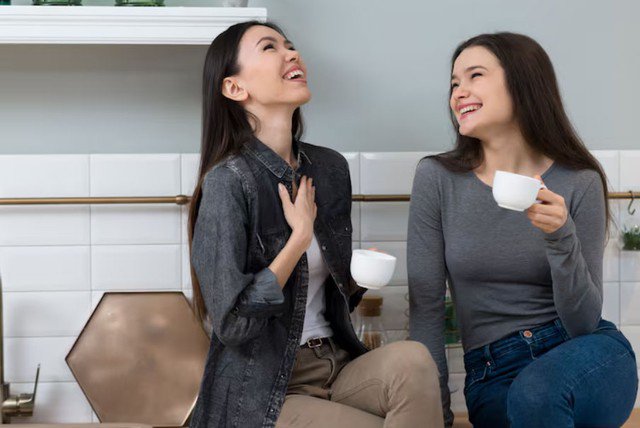 Tinh thần lạc quan giúp con người kiên cường hơn trước bệnh tật, đồng thời chủ động chăm sóc sức khỏe tốt hơn. Ảnh minh họa