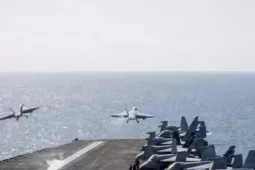 Thượng viện Mỹ bỏ phiếu nhằm hạn chế quyền lực chiến tranh của ông Trump đối với Iran