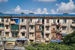 Tận thấy cuộc sống người dân tại các khu chung cư ‘chờ sập’