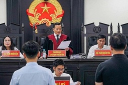 Chủ nhà trọ ở Trung Kính đổ trách nhiệm cho vợ trong vụ cháy 15 người chết