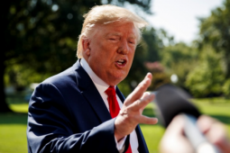 Bị người Mỹ quay lưng: Ông Trump đang trả giá đắt khủng khiếp cho cuộc chiến với Iran