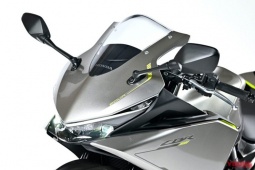 Honda làm “dậy sóng” thị trường với sportbike 4 xy-lanh 400 cc