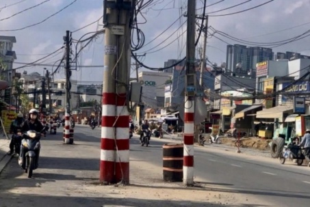 Thót tim vượt gần 200 chướng ngại vật trên đường Nguyễn Thị Định