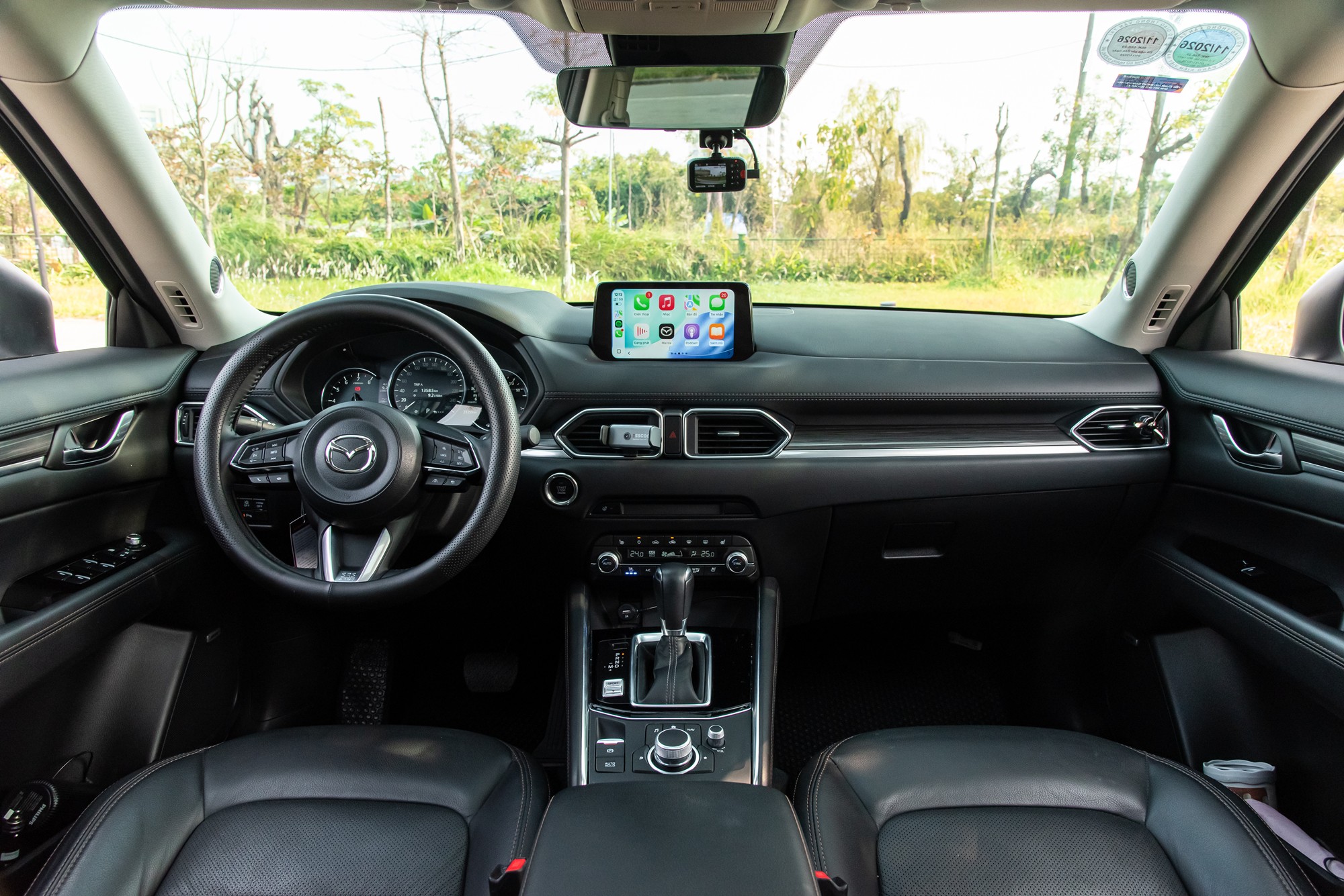 Mazda CX-5 đại diện cho triết lý khác biệt. Dù vẫn sở hữu các công nghệ an toàn hiện đại.