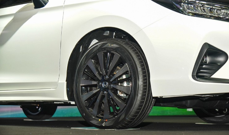 So sánh Honda City và Toyota Vios trong tầm giá 400-500 triệu đồng - 11