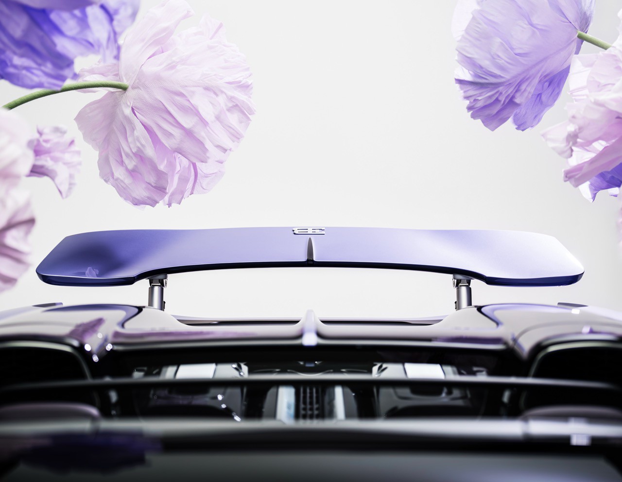 Lấy cảm hứng từ những cánh đồng oải hương ở Provence.