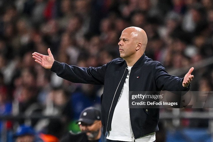 Slot đang đối diện với nguy cơ cao bị Liverpool sa thải