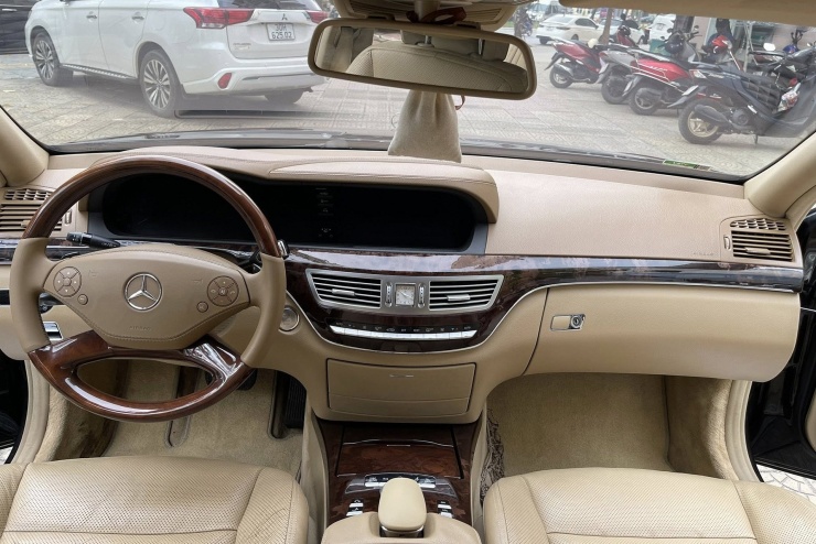 Xe doanh nhân Mercedes-Benz S500 15 năm tuổi giá rẻ ngang Toyota Vios mua mới - 6