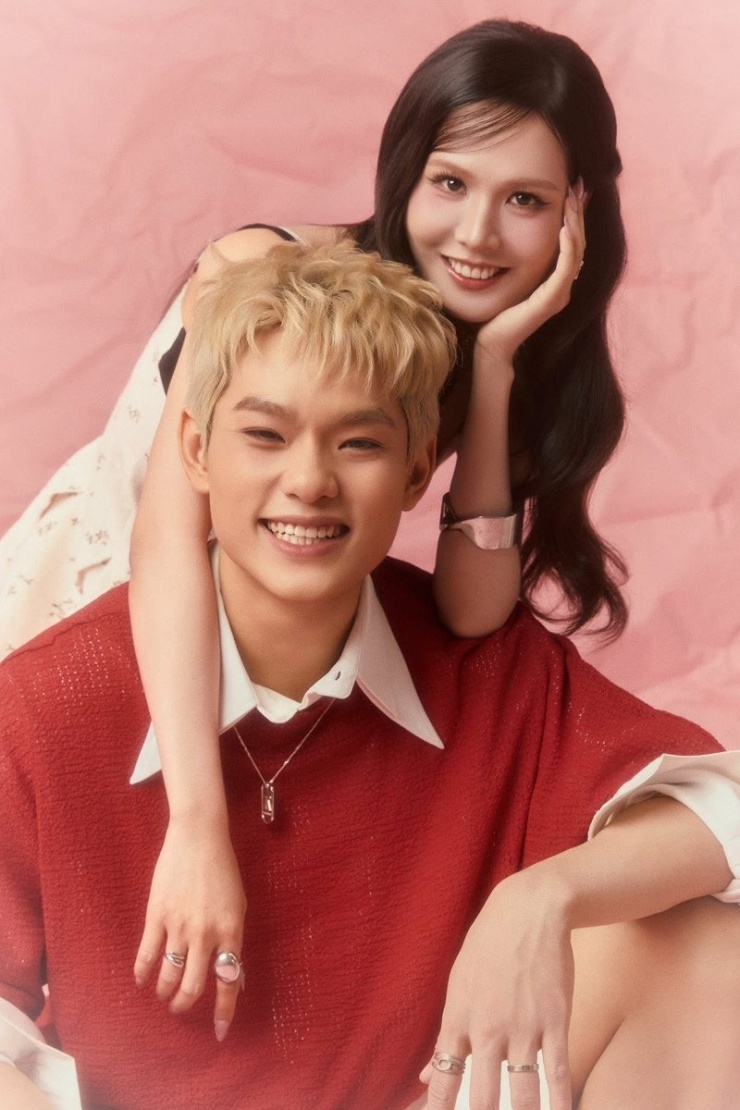 Bùi Trường Linh và bạn gái.