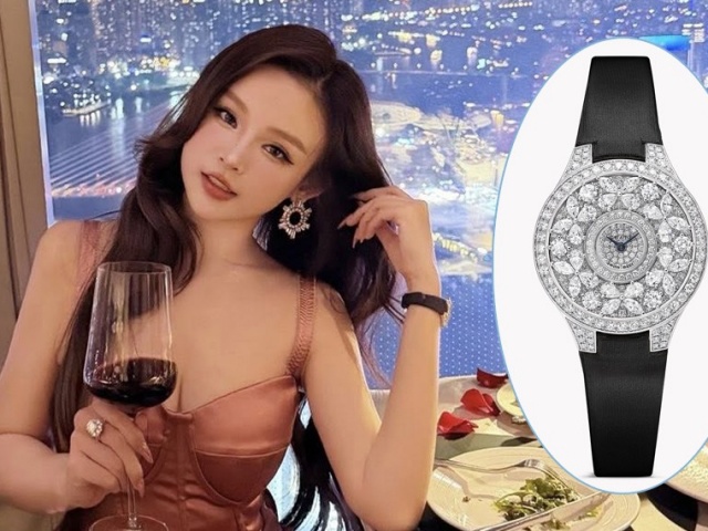Huyền Baby đeo đồng hồ 4 tỷ đồng kỷ niệm 13 năm cưới