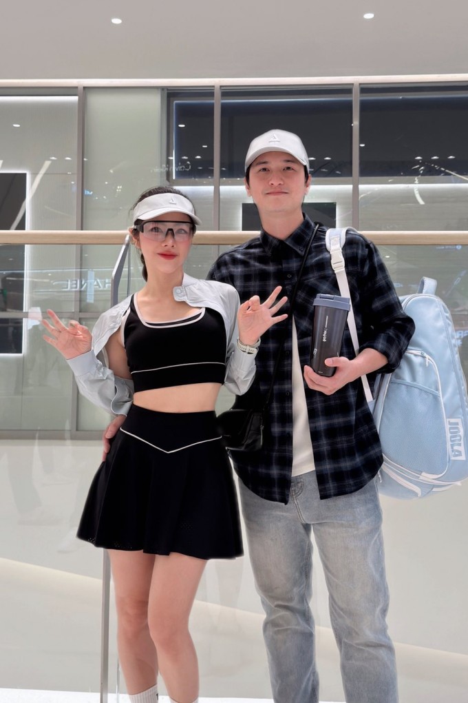 Ảnh sao 10/4: Ái Châu khoe được Huỳnh Đông và con trai cưng chiều hết mực - 4