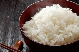 Sau tuổi 40, nhiều người hối tiếc vì ăn sai 1 thứ quen thuộc mỗi ngày