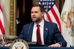 Tiết lộ nhân vật phản đối mạnh mẽ nhất cuộc chiến chống Iran trong nhóm thân cận của ông Trump