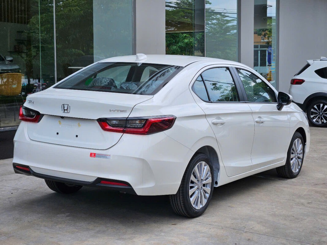 So sánh Honda City bản L và RS: Nên chọn phiên bản nào? - 13