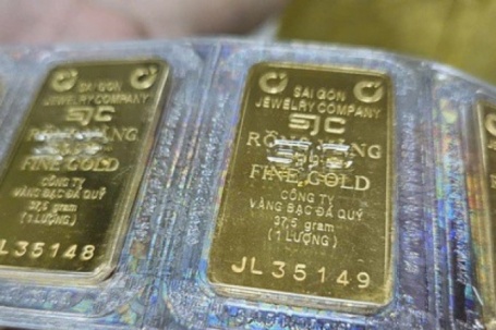 Cuối ngày 10-4, giá vàng trong nước thu hẹp cách biệt với giá vàng thế giới