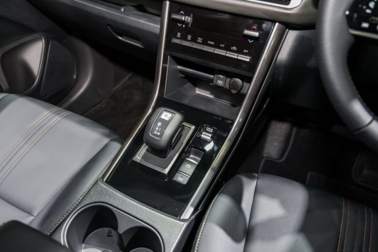 Mitsubishi Xpander HEV 2026 có gì mới mà giá từ hơn 750 triệu? - 9