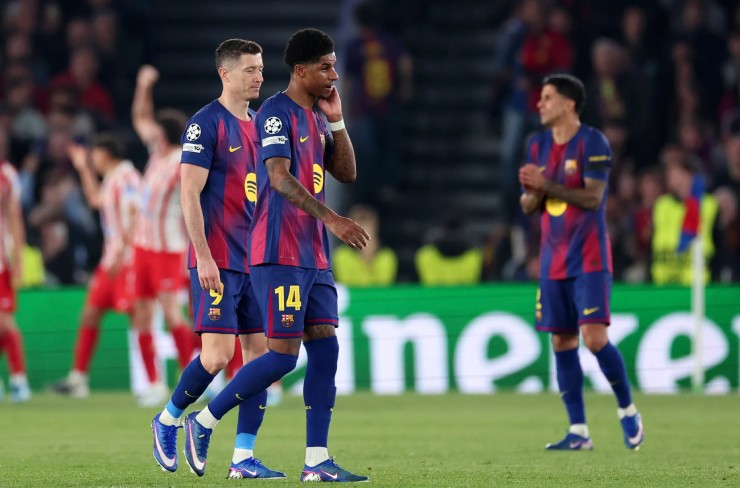 Barcelona liên tục có những cú "sảy chân" vô duyên