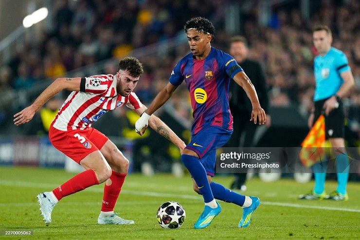 Atletico quật ngã Barca ngay tại Nou Camp là 1 trong những bất ngờ lớn ở cúp C1 năm nay